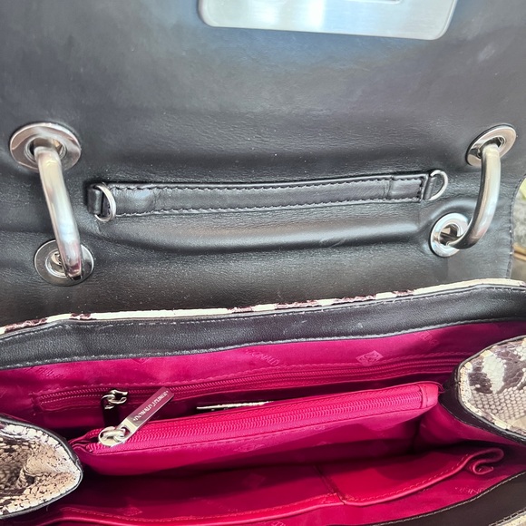 Beautiful DONALD J PLINER Cream, Dark Brown Python Snake Purse Handbag - Picture 3 of 5